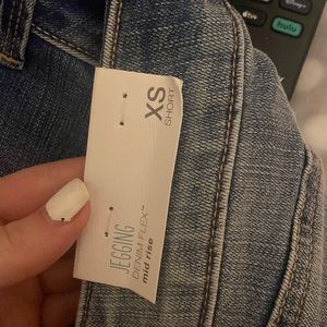 Maurice’s jeans size xs/size 2 brand new never worn